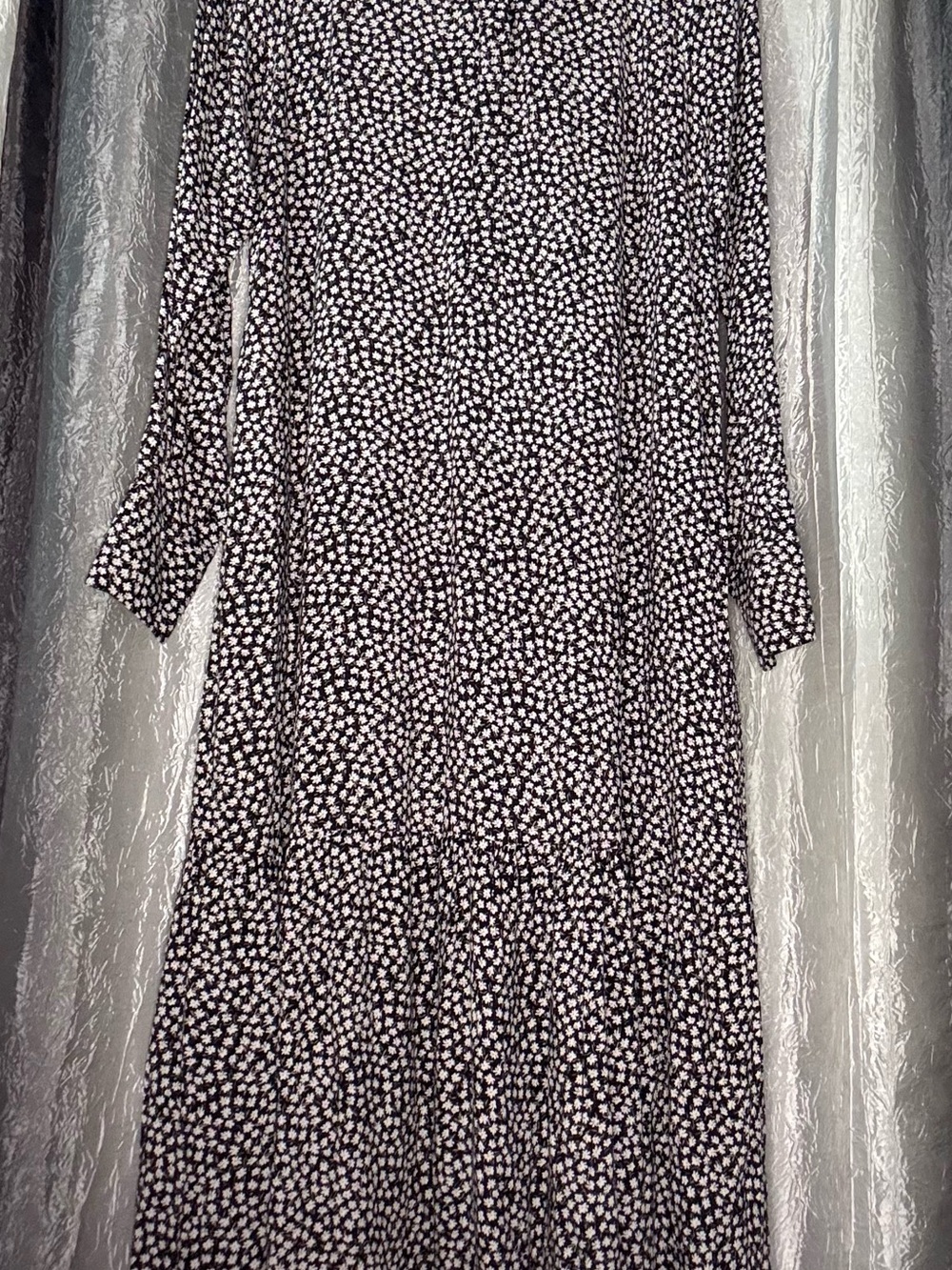 H&M Black and White Long Sleeve Floral Midi Dress